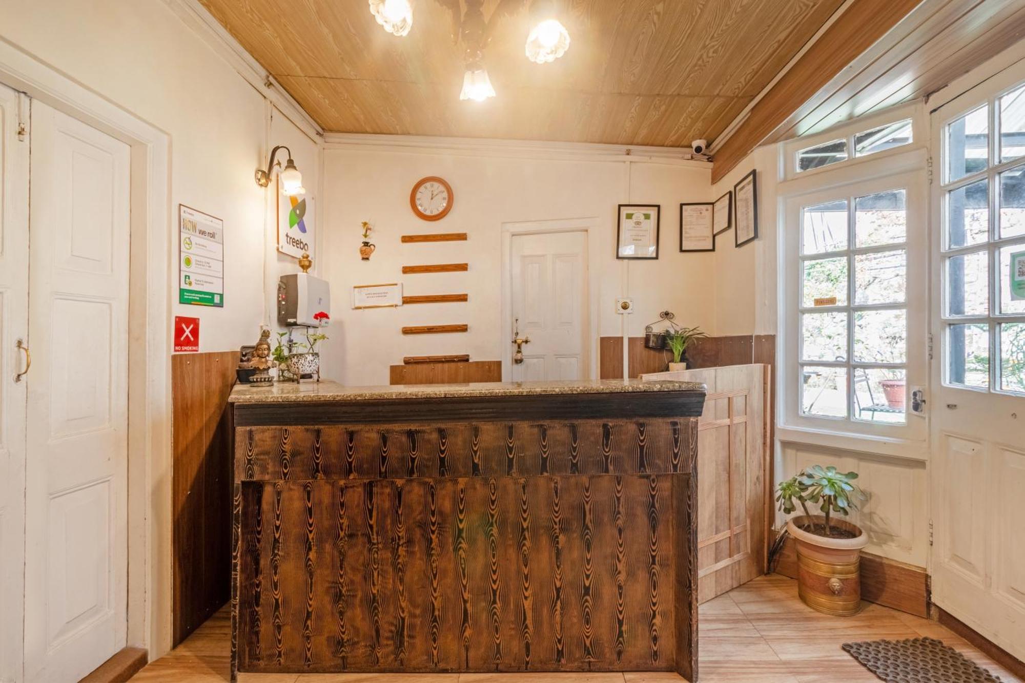 שימלה Treebo The Alpine Heritage Residency מראה חיצוני תמונה